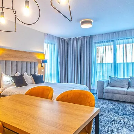 Luxusny Apartman Lägenhet Bešeňová