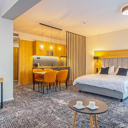 Lägenhet Luxusny Apartman Bešeňová